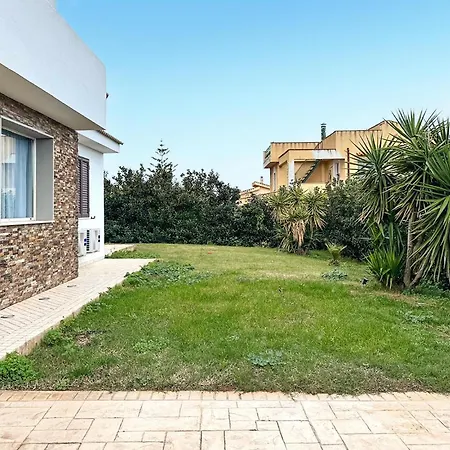 Gorgeous In With Wifi Holiday home