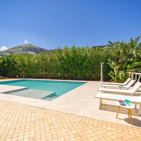 Holiday home Gorgeous In With Wifi